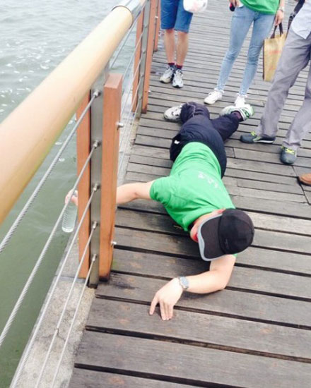 �Ϸʹ��I(y��)��W��ĸ�H�����������`�F�꠆T��ɼ����@ˮ��ſ�ڵ�����