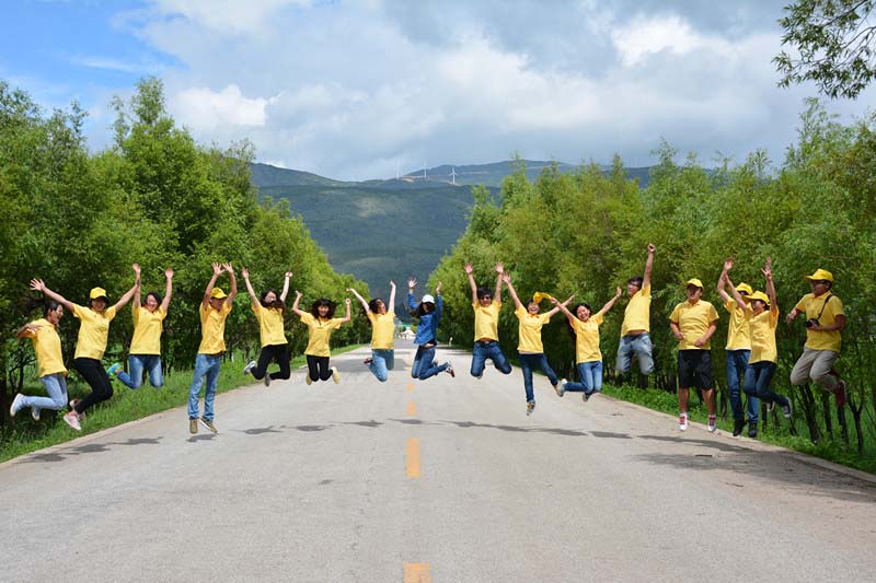 �����{�Еr꠆T���_�ĵغ�Ӱ��