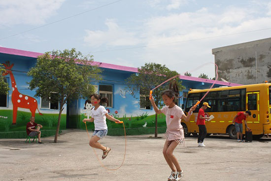 ���Ϲ��I(y��)��W(xu��)��(j��ng)��(j��)�Q(m��o)�׌W(xu��)Ժ����ϵ�P�h�������ж����������(hu��)��(sh��)�`�(du��)������ʡƽ�ɽ���P�hѦ���(zh��n)���Ӝϴ���ӢС�W(xu��)�_(k��i)չ֧�̻��(d��ng)���e�k��ӢС�W(xu��)��һ��Ȥζ�\(y��n)��(d��ng)��(hu��)��׌�W(xu��)���w��(hu��)�W��ƥ�˾��񡣈D�����K��ِ��