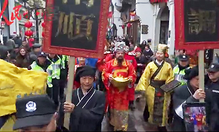 ҕ�l�������ӭؔ(c��i)�� ������_(k��i)��������������ݺӷ��֚vʷ�օ^(q��)��ӭ��(l��i)��һ��һ�ȵ�ӭؔ(c��i)��c�´����(d��ng)���mȻ������С��������׌���������οͺúõ��_(k��i)����һ�ء���Ԕ��(x��)�� 