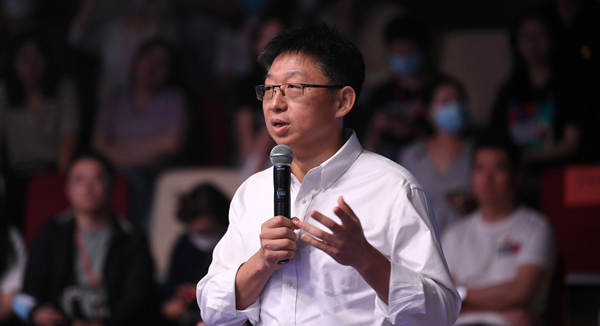 �ڶ���ح�乾�Ļ��Ƽ����޹�˾�hί��ӛ�������L������(j��ng)�� ���